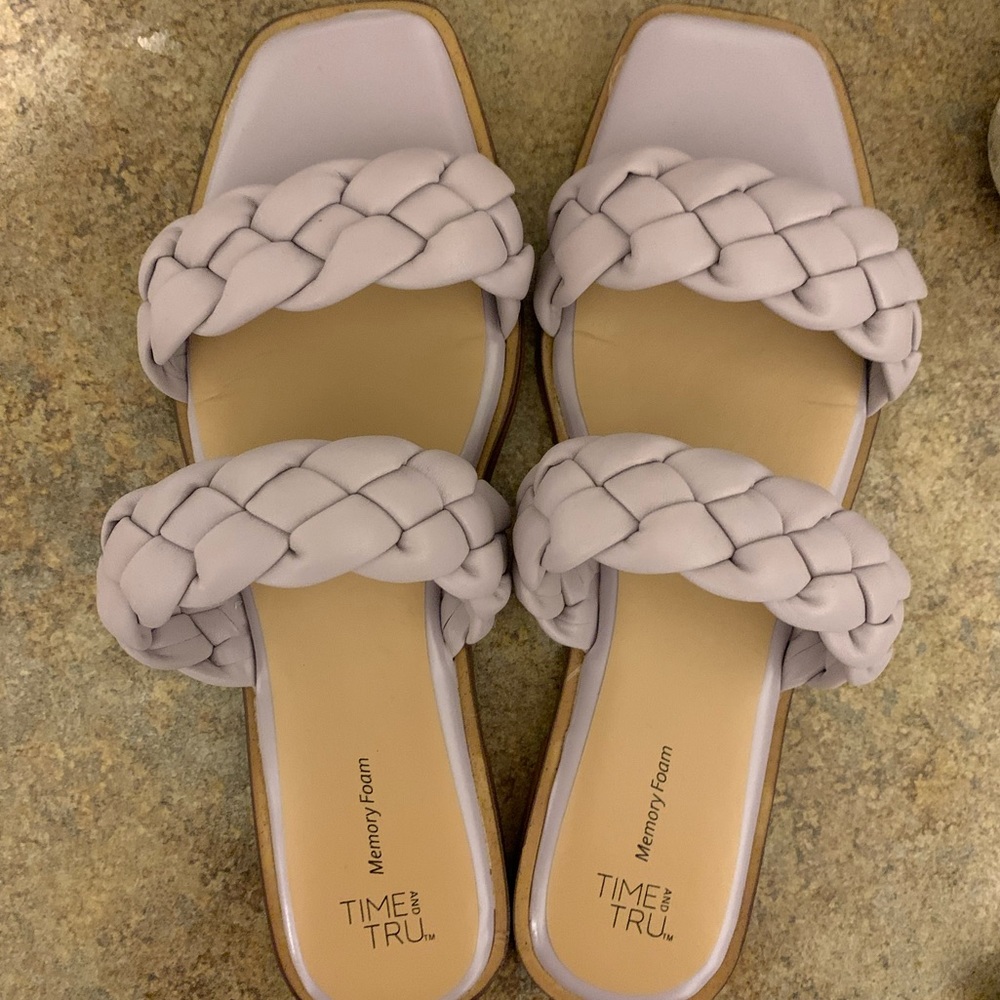 Time & Tru Lavender Sandals